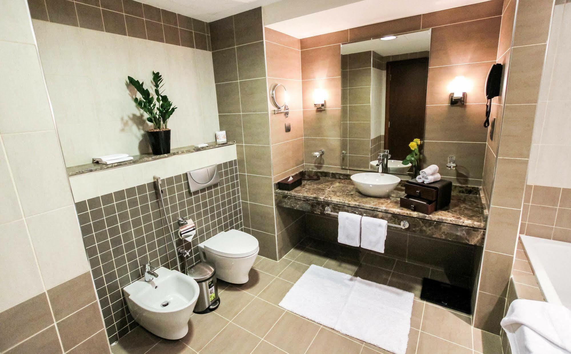 Danat Capital Hotel Абу-Даби Экстерьер фото